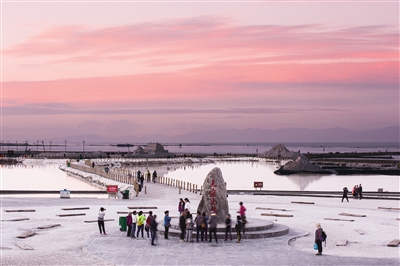 茶卡盐湖景区开园迎客 大美青海 第2张 茶卡盐湖景区开园迎客 大美青海 第2张