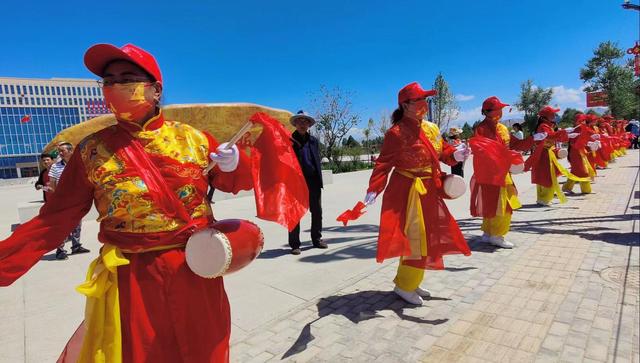 环湖赛走进都兰锦绣都兰共庆“环湖时刻” 大美青海 第2张 环湖赛走进都兰锦绣都兰共庆“环湖时刻” 大美青海 第2张